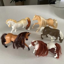 Bundle Toy Horse/ Ponies x5