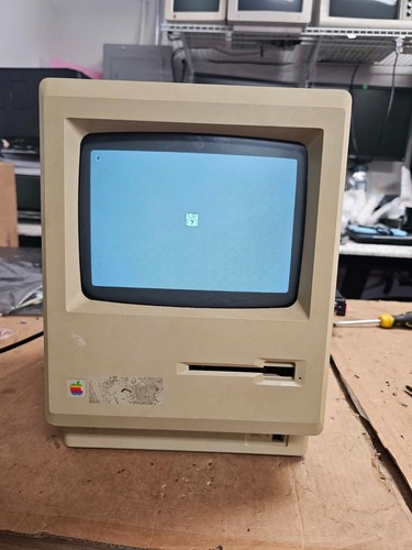 Apple macintosh 128k m0001 - apple,