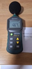 DIGITAL DECIBEL SOUND LEVEL METER MASTECH MS6700