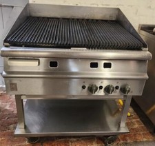 FALCON 3 BURNER 90CMS NATURAL GAS GRILL ON STAND 4 PERI PERI BURGERS STEAKS