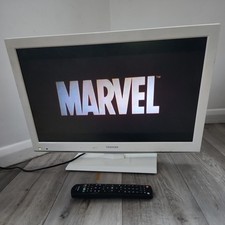 TOSHIBA 22" LCD Colour TV 22DL405B Built-in DVD Player  