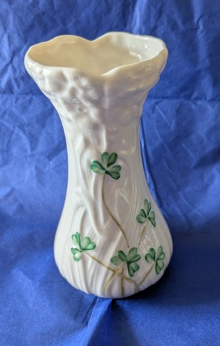 Belleek vase shamrocks ireland - belleek,