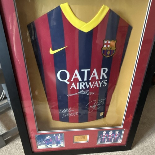 Barcelona framed signed - fc,