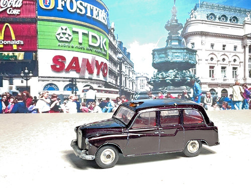 Corgi 418 austin - 418, taxicab
