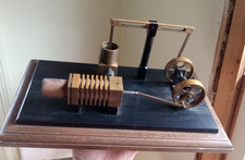 VINTAGE SMALL MODEL HOT AIR