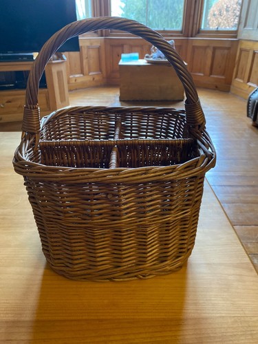 Vintage wicker wine - vintage,