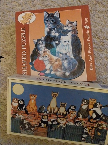 Cats chorus shaped 1000 - cats',