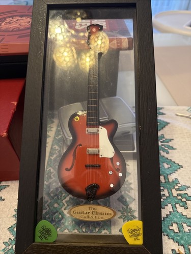 The guitar classic - guitar,