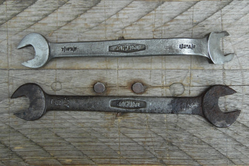 Vintage jaguar garrington - 2x,