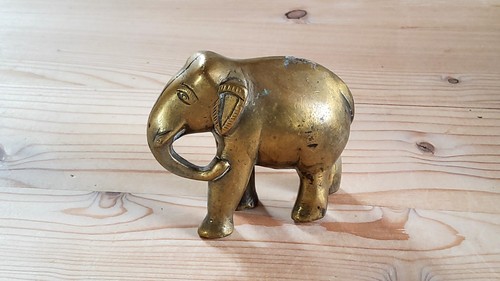 Small brass elephant cast - brass,