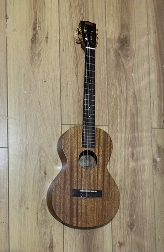 Mahalo baritone ukulele with - baritone,