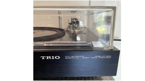 Trio 8080 turntable - *,
