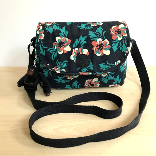 Kipling blue floral flap - kipling, over