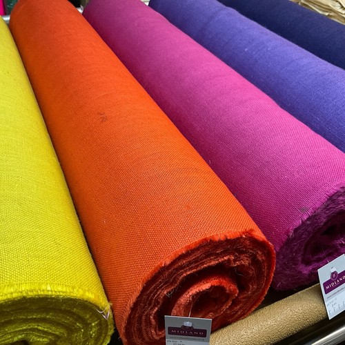 100 coloured jute hessian - 100%,