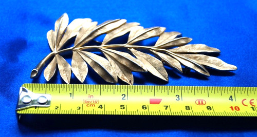 Trifari crown brushed - trifari, gold