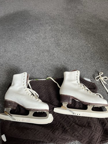 Ice skating figure skates with - skates,