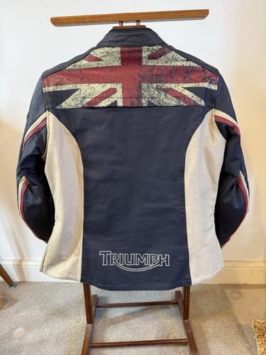 Genuine triumph armoured - genuine,