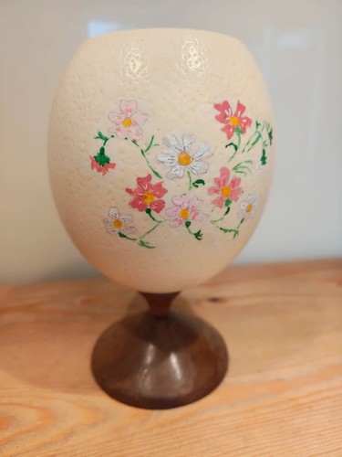 Hand painted real ostrich egg - hand,