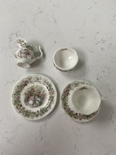 Brambly Hedge Miniature Set of