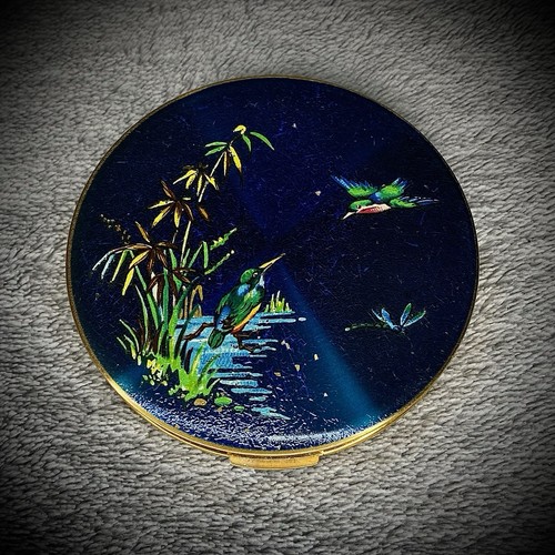 Stratton powder compact 1950s - stratton,