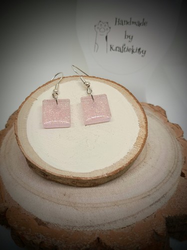 Pink acrylic resin - pink,