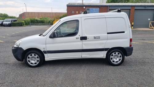 Peugeot partner lx800 - partner, white