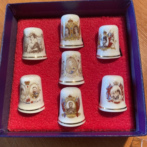 Fine bone china george - 7,