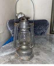 Vintage Tropic  Kerosene Lamp