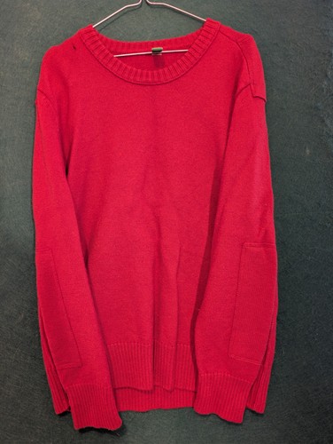 Strum red sweatshirt size - ma.strum,