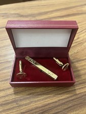 H Samuel Gold Tone Tie Clip &
