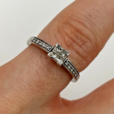 Diamond Ring 9ct White Gold