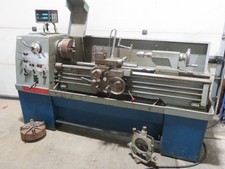 COLCHESTER TRIUMPH 2000 LATHE