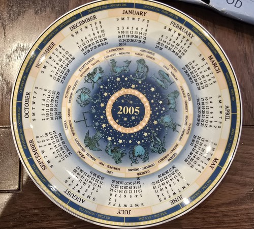 Wedgwood 2005 calendar plate - 2005,