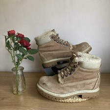Ladies fur lined - lined, lace