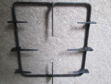 Parkinson Cowan hob pan supports 