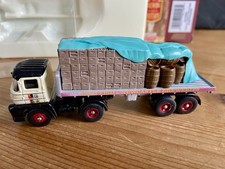 LLEDO Brewing in Britain Limited Edition Foden S21 Flatbed Trailer & Crates S&N.