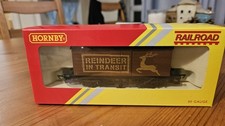 R60053 Hornby OO Gauge Santa's