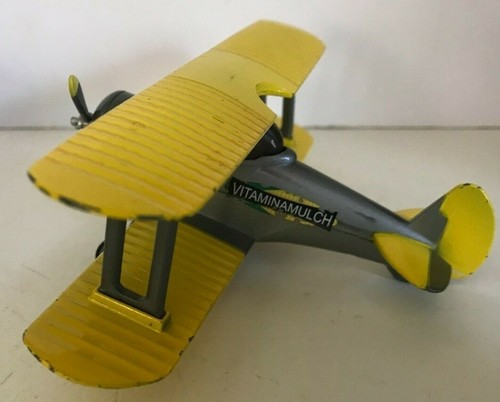 Vitaminamulch diecast plane - vitaminamulch,