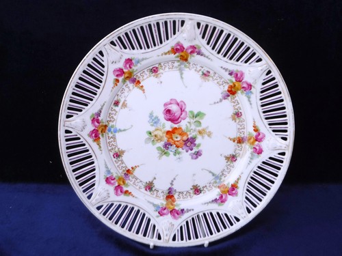 Dresden reticulated floral - reticulated,