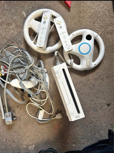 Nintendo wii white console - nintendo,