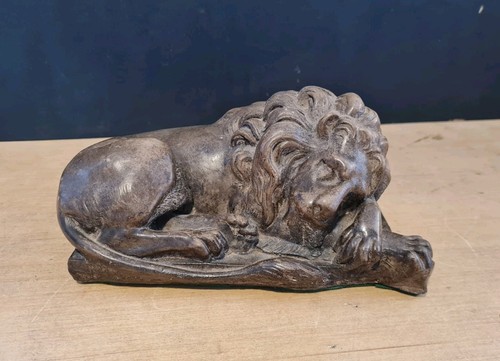 Vintage canova lion sculpture - canova,