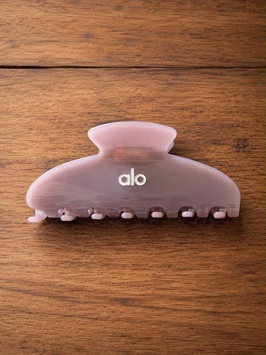 Liliac refined hold - liliac,