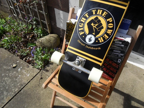 Complete skateboard element - skateboard,