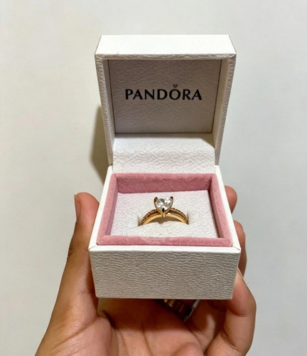 Pandora gold tone - heart, clear