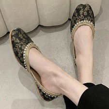 Womens Handmade Jutti
