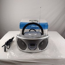 Emerson PD6810 CD AM FM Radio