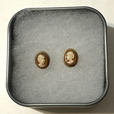 Vintage Cameo Gold Post Stud