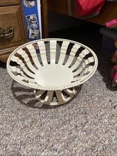 Vintage-Style Decorative