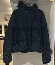 Woman’s Jack Wills Black