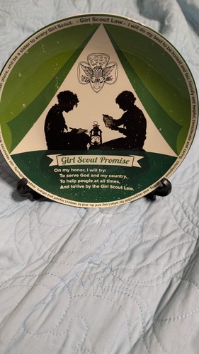 Girl scout plate - girl, scarf